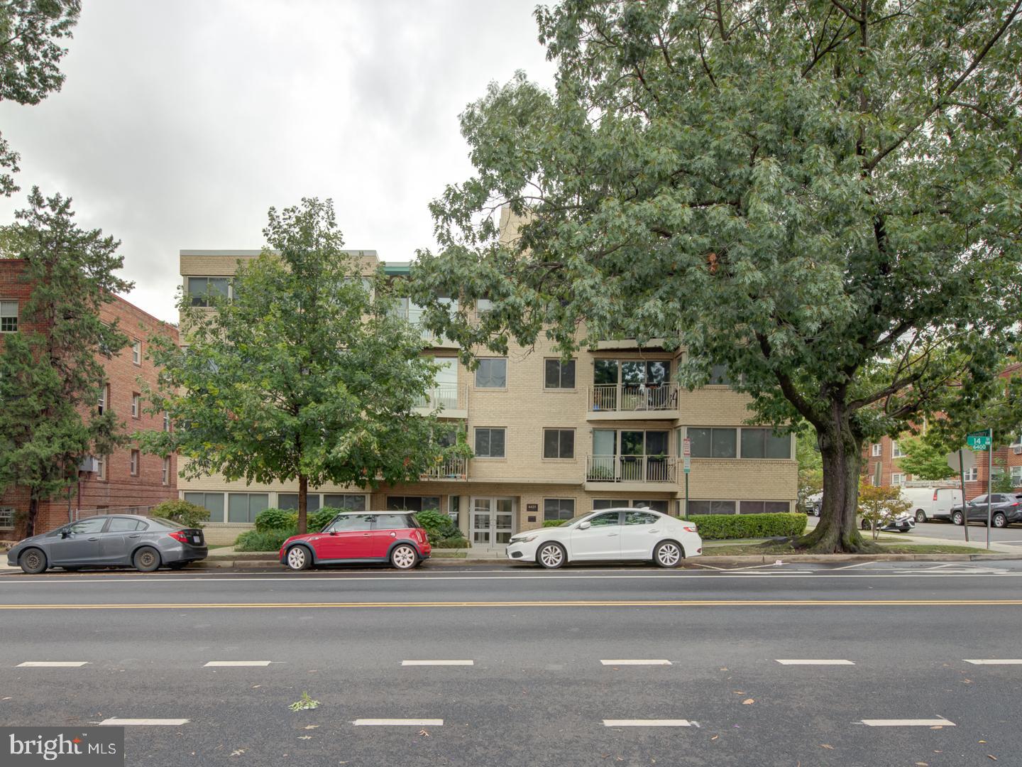 6425 14TH ST NW #B2, WASHINGTON, District Of Columbia 20012, 1 Bedroom Bedrooms, ,1 BathroomBathrooms,Residential,For sale,6425 14TH ST NW #B2,DCDC2153984 MLS # DCDC2153984