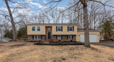 101 ROANOKE ST, FREDERICKSBURG, Virginia 22407, 5 Bedrooms Bedrooms, ,4 BathroomsBathrooms,Residential,For sale,101 ROANOKE ST,VASP2029862 MLS # VASP2029862