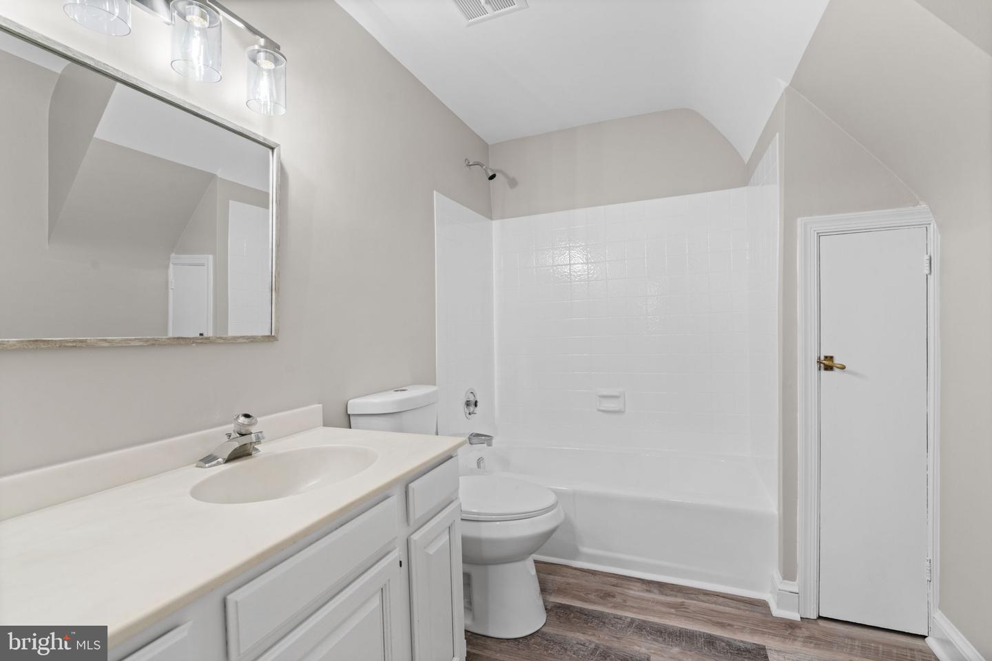 800 BEVERLEY DR, ALEXANDRIA, Virginia 22302, 3 Bedrooms Bedrooms, ,2 BathroomsBathrooms,Residential,For sale,800 BEVERLEY DR,VAAX2040740 MLS # VAAX2040740