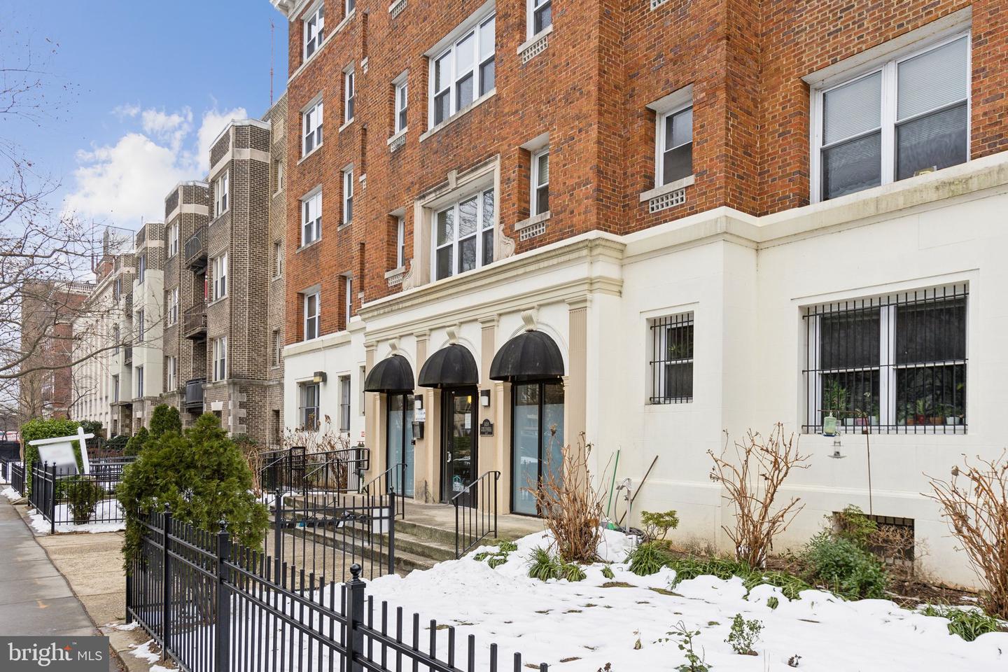 1458 COLUMBIA RD NW #401, WASHINGTON, District Of Columbia 20009, 1 Bedroom Bedrooms, ,1 BathroomBathrooms,Residential,For sale,1458 COLUMBIA RD NW #401,DCDC2175392 MLS # DCDC2175392