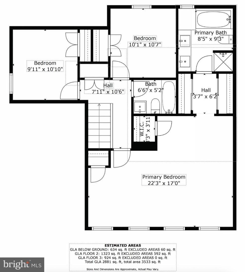 8523 W OAK PL, VIENNA, Virginia 22182, 4 Bedrooms Bedrooms, ,3 BathroomsBathrooms,Residential,For sale,8523 W OAK PL,VAFX2218648 MLS # VAFX2218648