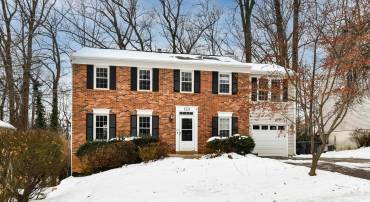 7605 VIRGINIA LN, FALLS CHURCH, Virginia 22043, 4 Bedrooms Bedrooms, ,3 BathroomsBathrooms,Residential,For sale,7605 VIRGINIA LN,VAFX2218582 MLS # VAFX2218582