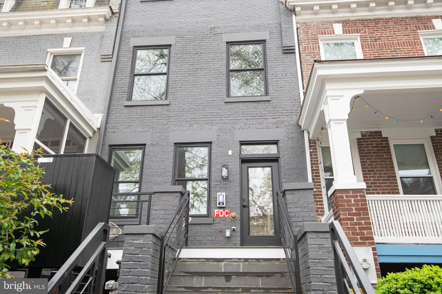 1714 EUCLID ST NW #PH8, WASHINGTON, District Of Columbia 20009, 2 Bedrooms Bedrooms, ,2 BathroomsBathrooms,Residential,For sale,1714 EUCLID ST NW #PH8,DCDC2175550 MLS # DCDC2175550