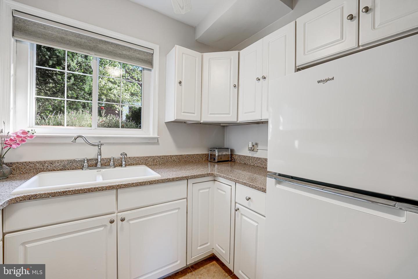 3344 GUNSTON RD, ALEXANDRIA, Virginia 22302, 2 Bedrooms Bedrooms, ,1 BathroomBathrooms,Residential,For sale,3344 GUNSTON RD,VAAX2040936 MLS # VAAX2040936