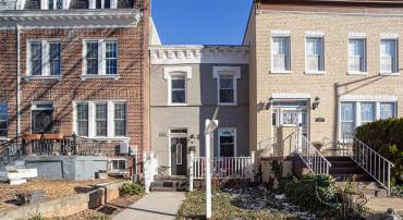 1927 LINCOLN RD NE, WASHINGTON, District Of Columbia 20002, 3 Bedrooms Bedrooms, ,2 BathroomsBathrooms,Residential,For sale,1927 LINCOLN RD NE,DCDC2175638 MLS # DCDC2175638