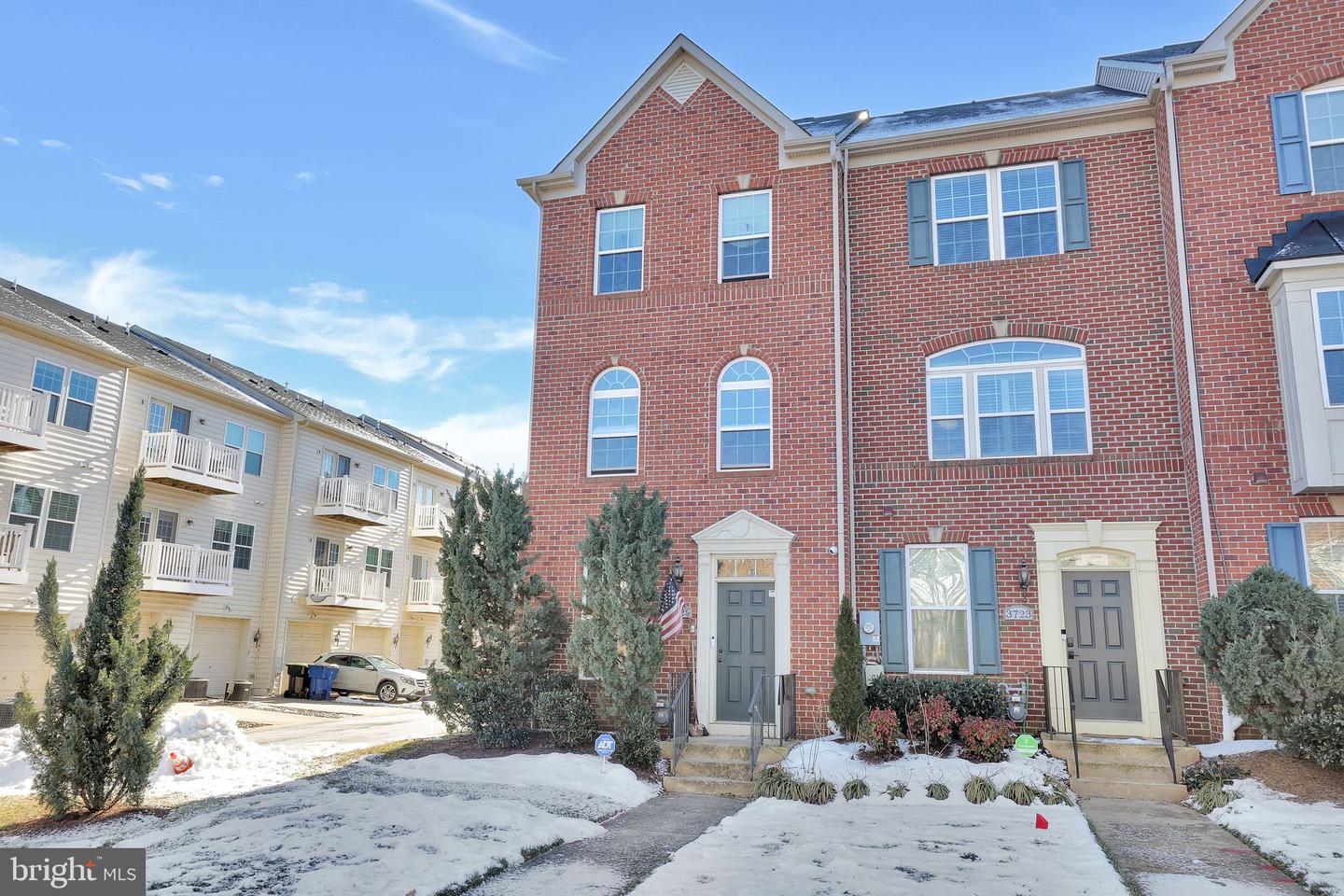 3725 COMMODORE JOSHUA BARNEY DR NE, WASHINGTON, District Of Columbia 20018, 3 Bedrooms Bedrooms, ,3 BathroomsBathrooms,Residential,For sale,3725 COMMODORE JOSHUA BARNEY DR NE,DCDC2175660 MLS # DCDC2175660