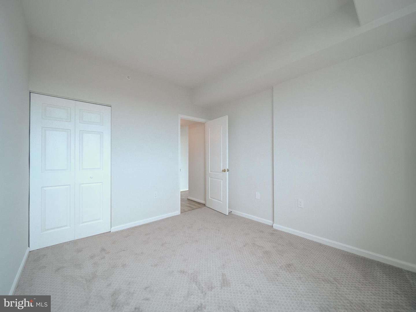 2230 GEORGE C MARSHALL DR #1127, FALLS CHURCH, Virginia 22043, 2 Bedrooms Bedrooms, ,2 BathroomsBathrooms,Residential,For sale,2230 GEORGE C MARSHALL DR #1127,VAFX2180100 MLS # VAFX2180100