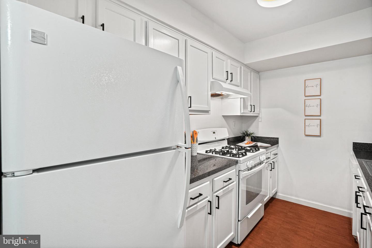 1700 W ST SE #5, WASHINGTON, District Of Columbia 20020, 2 Bedrooms Bedrooms, ,2 BathroomsBathrooms,Residential,For sale,1700 W ST SE #5,DCDC2168940 MLS # DCDC2168940