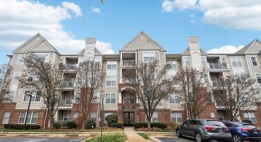 3009 NICOSH CIR #4410, FALLS CHURCH, Virginia 22042, 3 Bedrooms Bedrooms, ,2 BathroomsBathrooms,Residential,For sale,3009 NICOSH CIR #4410,VAFX2213678 MLS # VAFX2213678