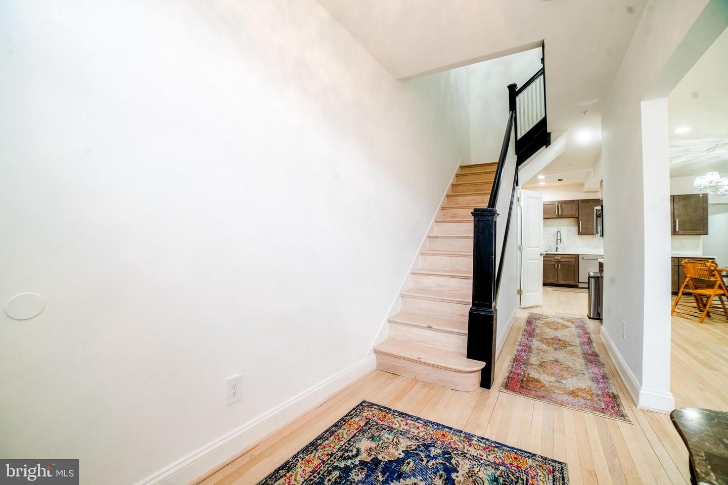 819 6TH ST NE, WASHINGTON, District Of Columbia 20002, 5 Bedrooms Bedrooms, ,4 BathroomsBathrooms,Residential,For sale,819 6TH ST NE,DCDC2173340 MLS # DCDC2173340