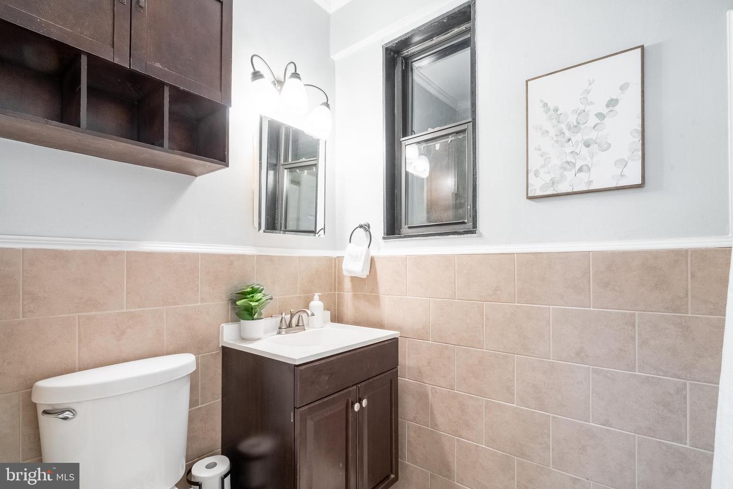 1 SCOTT CIR NW #402, WASHINGTON, District Of Columbia 20036, 1 Bedroom Bedrooms, ,1 BathroomBathrooms,Residential,For sale,1 SCOTT CIR NW #402,DCDC2173492 MLS # DCDC2173492