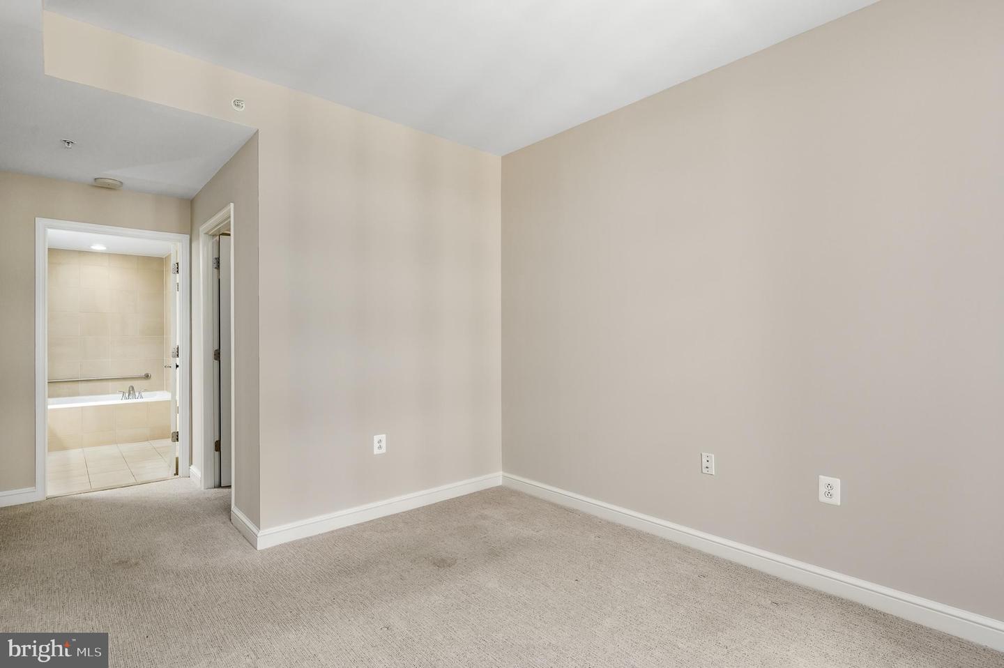 11990 MARKET ST #903, RESTON, Virginia 20190, 2 Bedrooms Bedrooms, ,2 BathroomsBathrooms,Residential,For sale,11990 MARKET ST #903,VAFX2218036 MLS # VAFX2218036