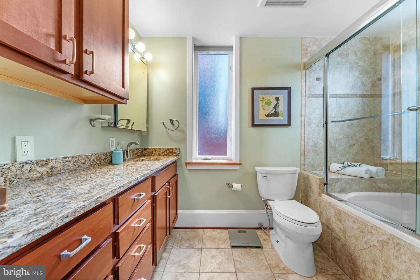 1326 GIRARD ST NW #B2, WASHINGTON, District Of Columbia 20009, 1 Bedroom Bedrooms, ,1 BathroomBathrooms,Residential,For sale,1326 GIRARD ST NW #B2,DCDC2175508 MLS # DCDC2175508