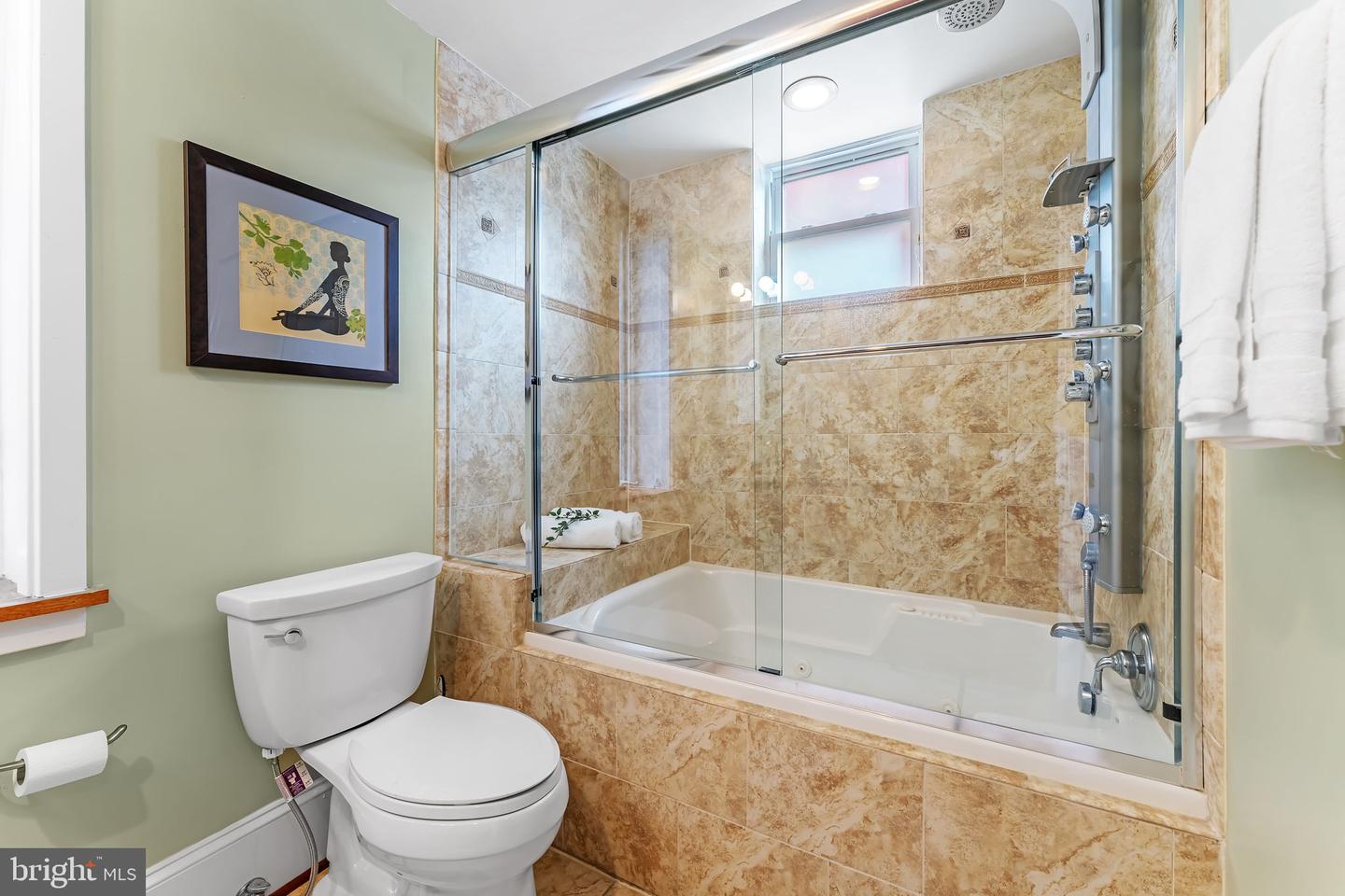 1326 GIRARD ST NW #B2, WASHINGTON, District Of Columbia 20009, 1 Bedroom Bedrooms, ,1 BathroomBathrooms,Residential,For sale,1326 GIRARD ST NW #B2,DCDC2175508 MLS # DCDC2175508