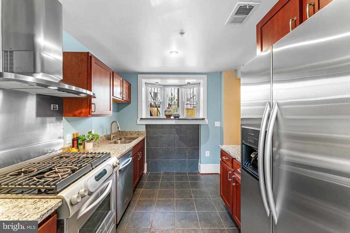 1326 GIRARD ST NW #B2, WASHINGTON, District Of Columbia 20009, 1 Bedroom Bedrooms, ,1 BathroomBathrooms,Residential,For sale,1326 GIRARD ST NW #B2,DCDC2175508 MLS # DCDC2175508