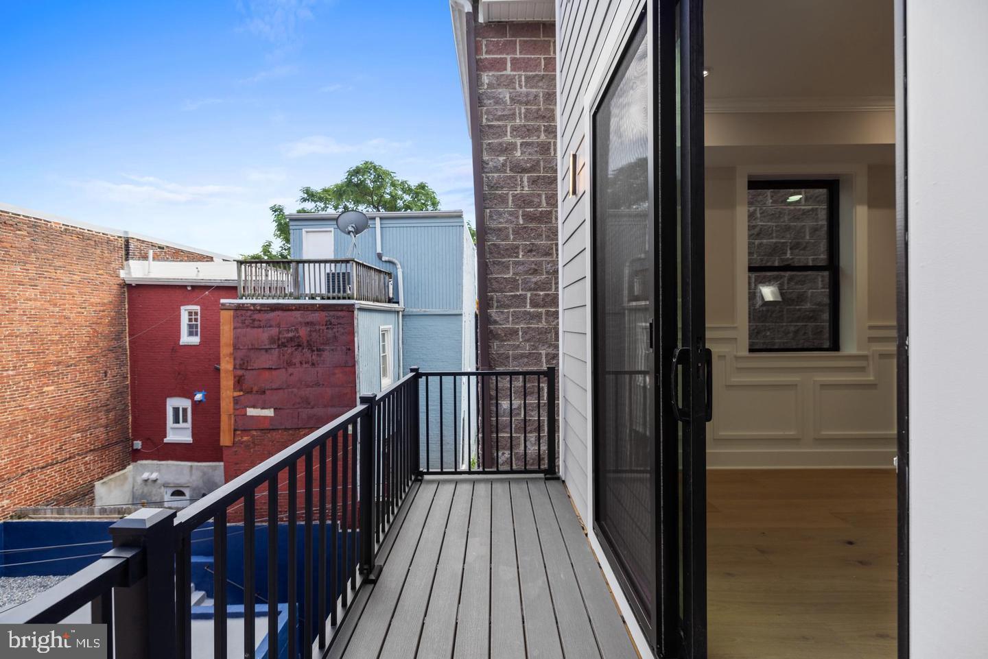 1407 1ST ST NW #PH-2, WASHINGTON, District Of Columbia 20001, 3 Bedrooms Bedrooms, ,2 BathroomsBathrooms,Residential,For sale,1407 1ST ST NW #PH-2,DCDC2175650 MLS # DCDC2175650