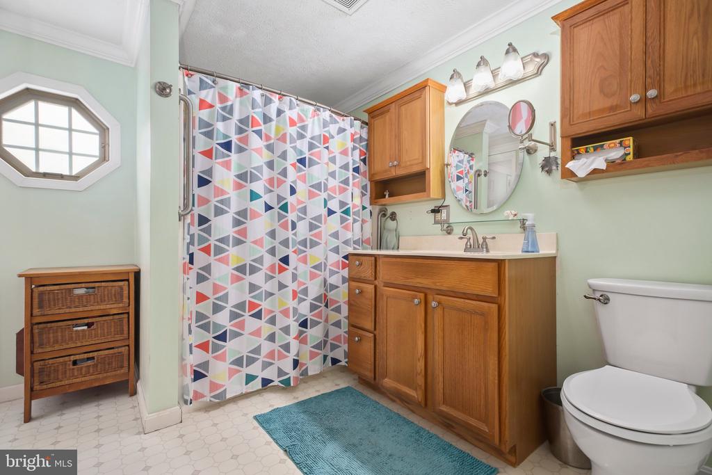 7032 OLD PLANK RD, FREDERICKSBURG, Virginia 22407, 3 Bedrooms Bedrooms, ,1 BathroomBathrooms,Residential,7032 OLD PLANK RD,VASP2029984 MLS # VASP2029984