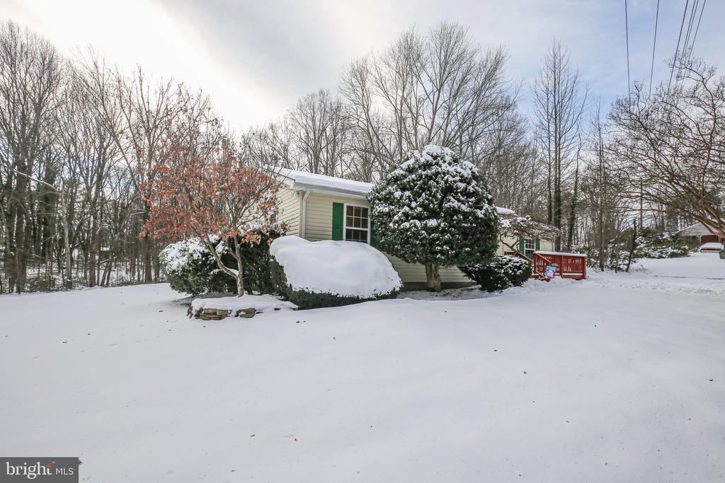 7032 OLD PLANK RD, FREDERICKSBURG, Virginia 22407, 3 Bedrooms Bedrooms, ,1 BathroomBathrooms,Residential,7032 OLD PLANK RD,VASP2029984 MLS # VASP2029984