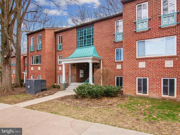 11812 BRETON CT #1A, RESTON, Virginia 20191, 1 Bedroom Bedrooms, ,1 BathroomBathrooms,Residential,For sale,11812 BRETON CT #1A,VAFX2215470 MLS # VAFX2215470