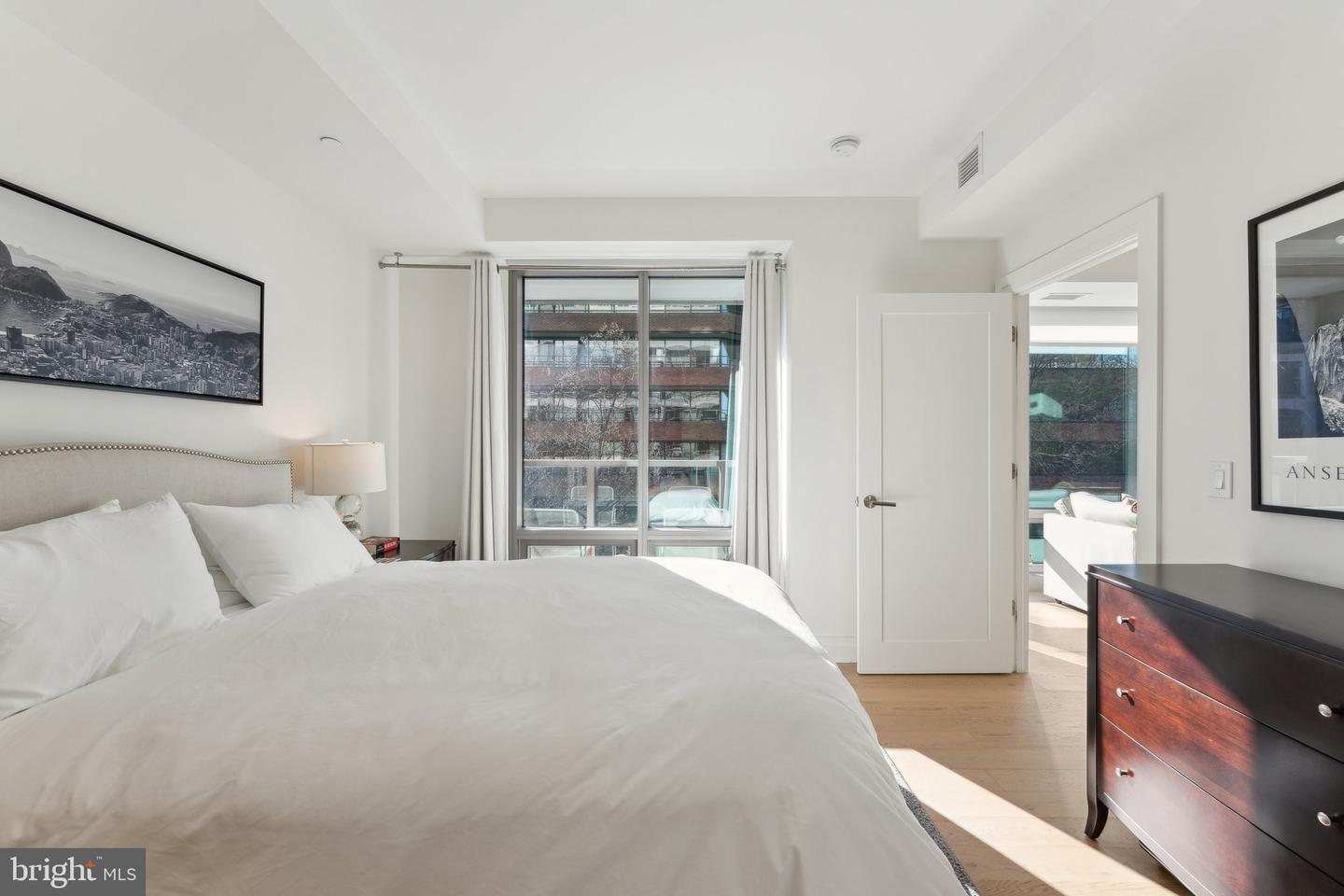 2501 M ST NW #207, WASHINGTON, District Of Columbia 20037, 2 Bedrooms Bedrooms, ,2 BathroomsBathrooms,Residential,For sale,2501 M ST NW #207,DCDC2174478 MLS # DCDC2174478