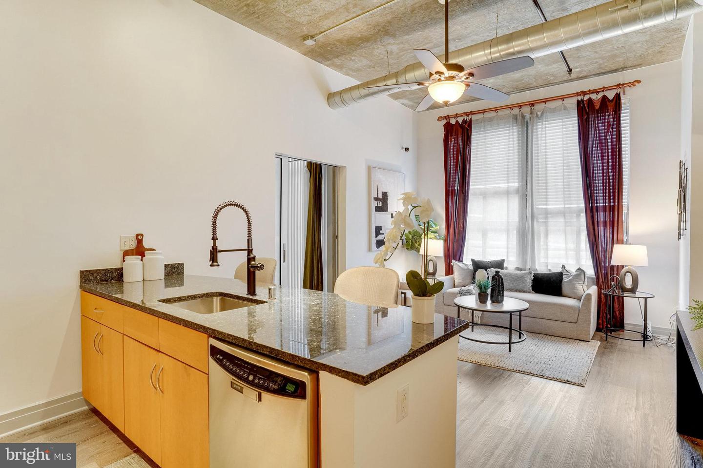 301 MASSACHUSETTS AVE NW #102, WASHINGTON, District Of Columbia 20001, 2 Bedrooms Bedrooms, ,2 BathroomsBathrooms,Residential,For sale,301 MASSACHUSETTS AVE NW #102,DCDC2175332 MLS # DCDC2175332