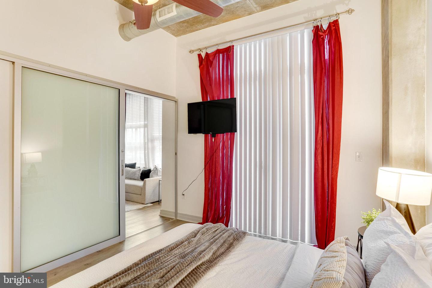 301 MASSACHUSETTS AVE NW #102, WASHINGTON, District Of Columbia 20001, 2 Bedrooms Bedrooms, ,2 BathroomsBathrooms,Residential,For sale,301 MASSACHUSETTS AVE NW #102,DCDC2175332 MLS # DCDC2175332