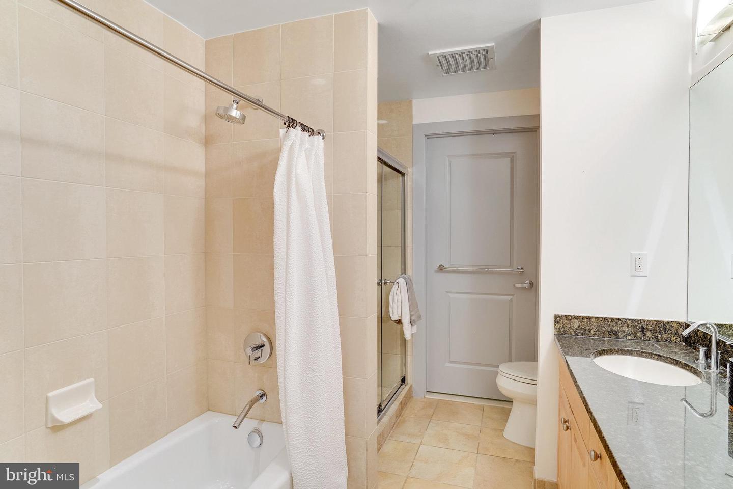 301 MASSACHUSETTS AVE NW #102, WASHINGTON, District Of Columbia 20001, 2 Bedrooms Bedrooms, ,2 BathroomsBathrooms,Residential,For sale,301 MASSACHUSETTS AVE NW #102,DCDC2175332 MLS # DCDC2175332