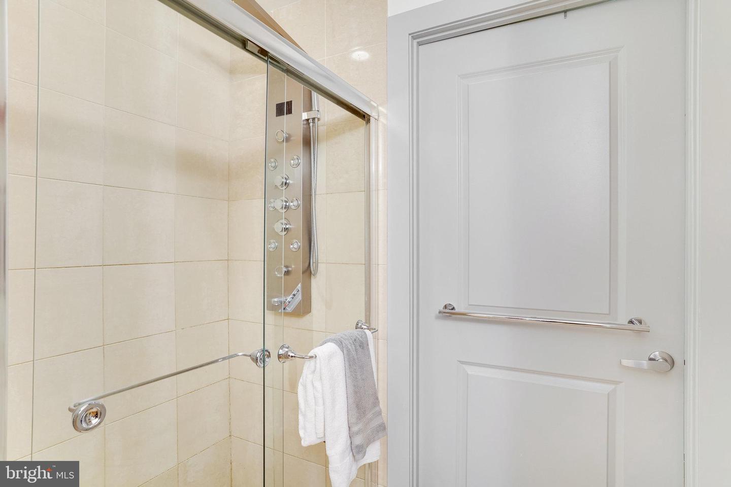 301 MASSACHUSETTS AVE NW #102, WASHINGTON, District Of Columbia 20001, 2 Bedrooms Bedrooms, ,2 BathroomsBathrooms,Residential,For sale,301 MASSACHUSETTS AVE NW #102,DCDC2175332 MLS # DCDC2175332