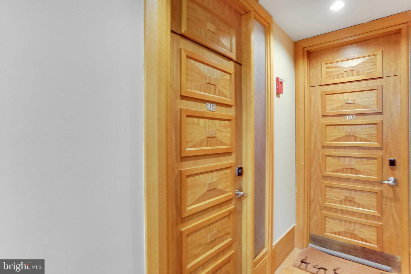 301 MASSACHUSETTS AVE NW #102, WASHINGTON, District Of Columbia 20001, 2 Bedrooms Bedrooms, ,2 BathroomsBathrooms,Residential,For sale,301 MASSACHUSETTS AVE NW #102,DCDC2175332 MLS # DCDC2175332