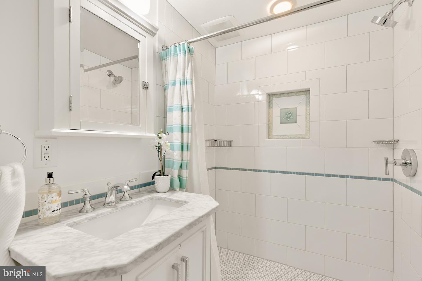 1336 A ST SE, WASHINGTON, District Of Columbia 20003, 4 Bedrooms Bedrooms, ,3 BathroomsBathrooms,Residential,For sale,1336 A ST SE,DCDC2175602 MLS # DCDC2175602