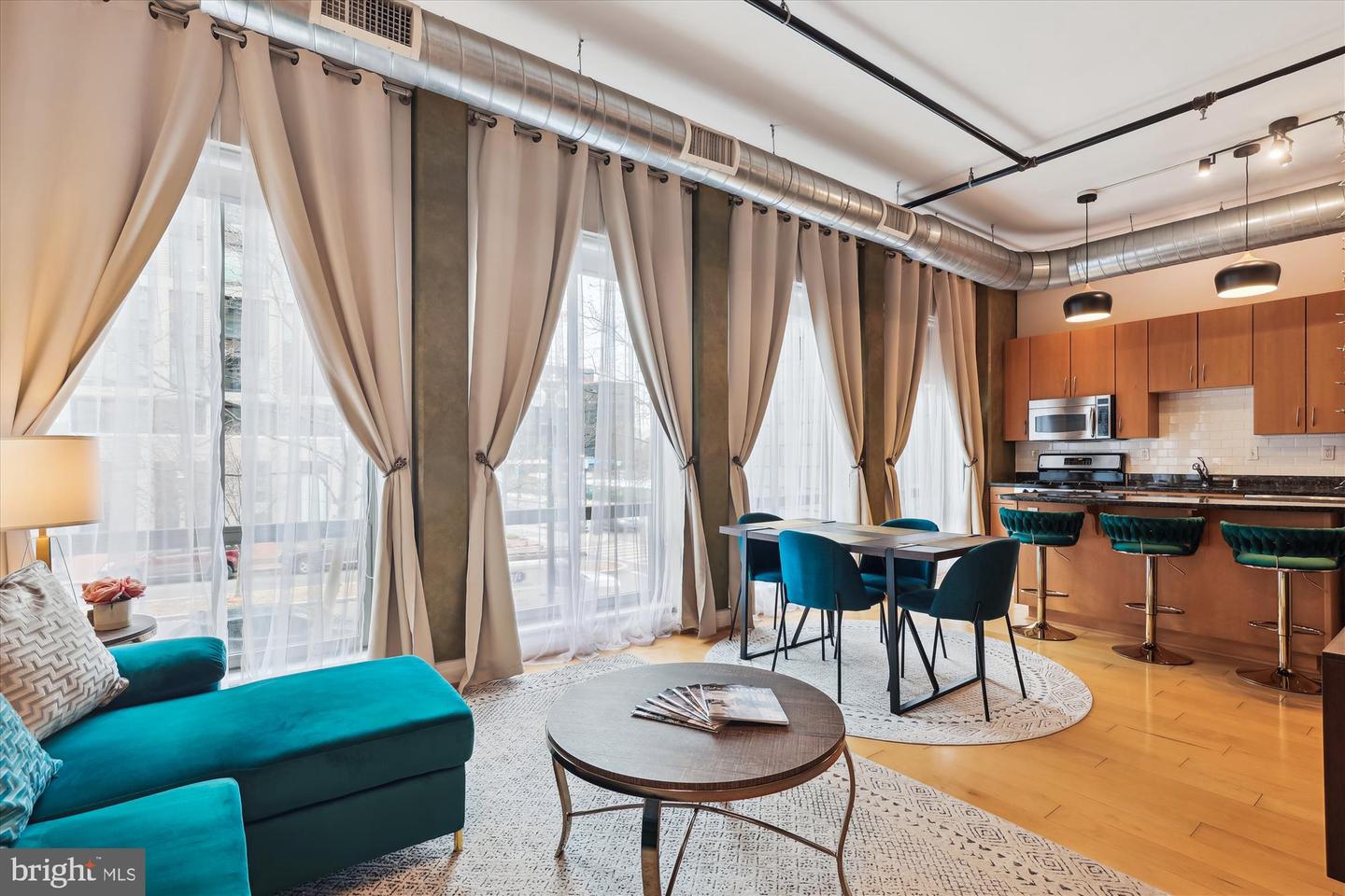 301 MASSACHUSETTS AVE NW #204, WASHINGTON, District Of Columbia 20001, 1 Bedroom Bedrooms, ,1 BathroomBathrooms,Residential,For sale,301 MASSACHUSETTS AVE NW #204,DCDC2175700 MLS # DCDC2175700