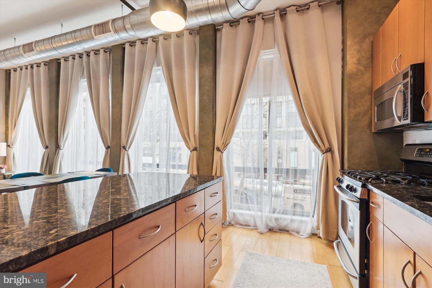 301 MASSACHUSETTS AVE NW #204, WASHINGTON, District Of Columbia 20001, 1 Bedroom Bedrooms, ,1 BathroomBathrooms,Residential,For sale,301 MASSACHUSETTS AVE NW #204,DCDC2175700 MLS # DCDC2175700