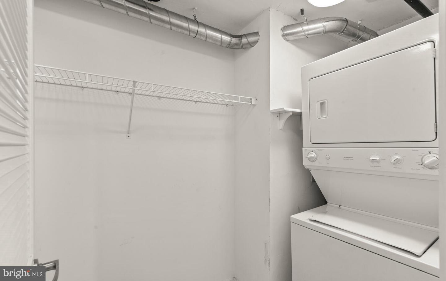 301 MASSACHUSETTS AVE NW #204, WASHINGTON, District Of Columbia 20001, 1 Bedroom Bedrooms, ,1 BathroomBathrooms,Residential,For sale,301 MASSACHUSETTS AVE NW #204,DCDC2175700 MLS # DCDC2175700