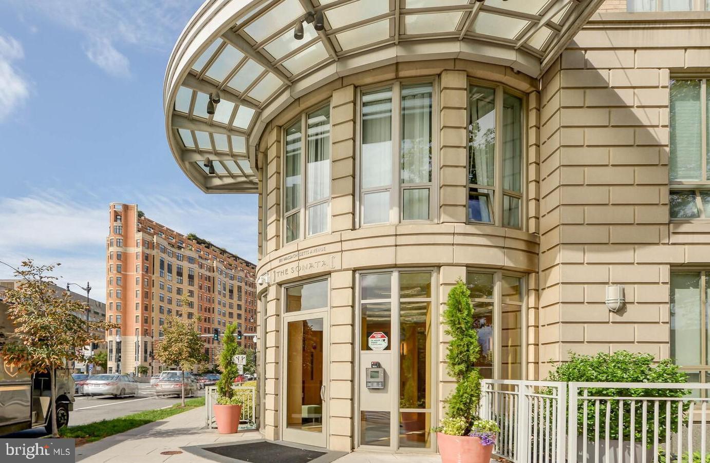 301 MASSACHUSETTS AVE NW #204, WASHINGTON, District Of Columbia 20001, 1 Bedroom Bedrooms, ,1 BathroomBathrooms,Residential,For sale,301 MASSACHUSETTS AVE NW #204,DCDC2175700 MLS # DCDC2175700
