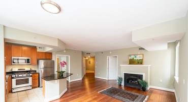 851 N GLEBE RD #1005, ARLINGTON, Virginia 22203, 2 Bedrooms Bedrooms, ,2 BathroomsBathrooms,Residential,For sale,851 N GLEBE RD #1005,VAAR2052672 MLS # VAAR2052672