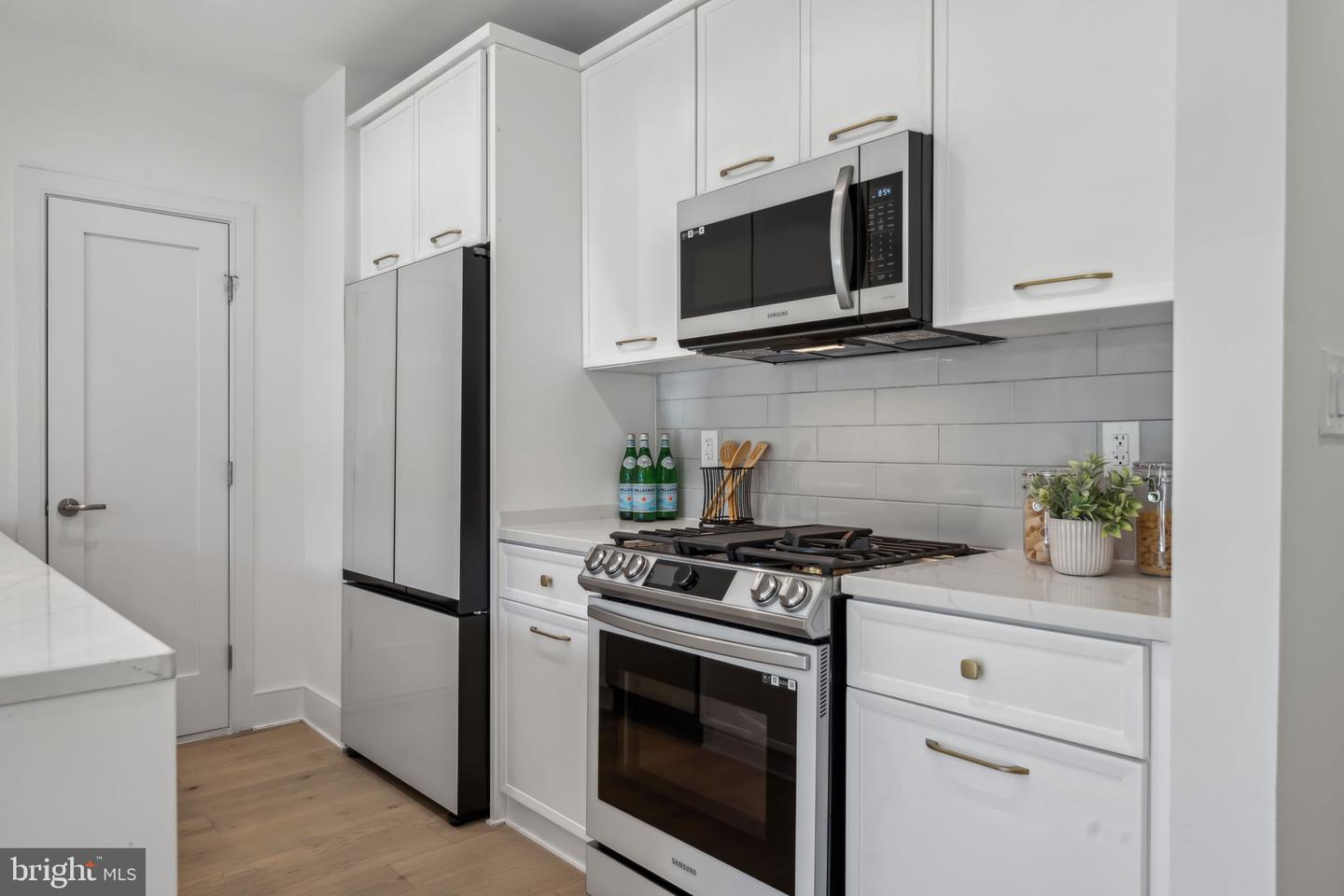 113 VARNUM ST NW #3, WASHINGTON, District Of Columbia 20011, 2 Bedrooms Bedrooms, ,2 BathroomsBathrooms,Residential,For sale,113 VARNUM ST NW #3,DCDC2140432 MLS # DCDC2140432