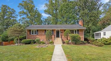 2342 BARBOUR RD, FALLS CHURCH, Virginia 22043, 4 Bedrooms Bedrooms, ,3 BathroomsBathrooms,Residential,For sale,2342 BARBOUR RD,VAFX2216602 MLS # VAFX2216602