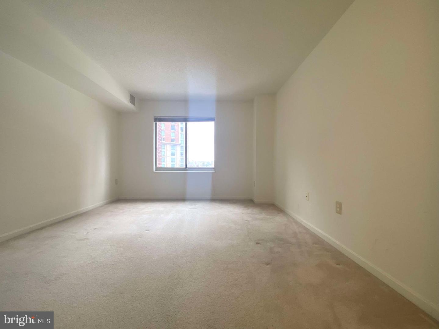 2121 JAMIESON AVE #606, ALEXANDRIA, Virginia 22314, 2 Bedrooms Bedrooms, ,2 BathroomsBathrooms,Residential,For sale,2121 JAMIESON AVE #606,VAAX2040752 MLS # VAAX2040752