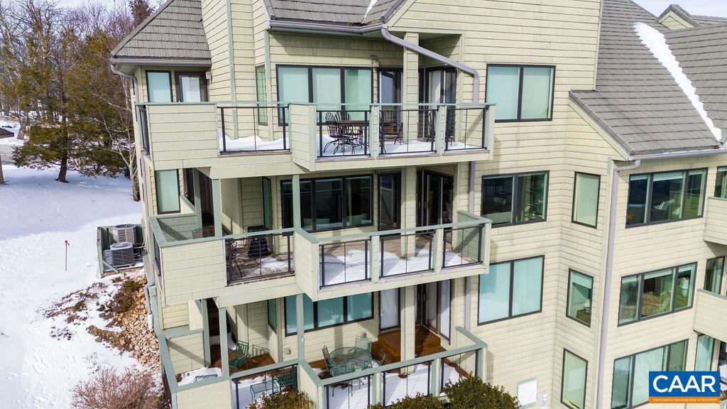 1702 HIGH RIDGE CONDOS, WINTERGREEN RESORT, Virginia 22967, 2 Bedrooms Bedrooms, ,2 BathroomsBathrooms,Residential,For sale,1702 HIGH RIDGE CONDOS,660262 MLS # 660262