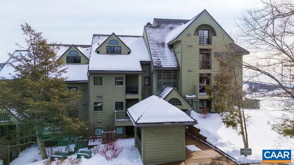 1702 HIGH RIDGE CONDOS, WINTERGREEN RESORT, Virginia 22967, 2 Bedrooms Bedrooms, ,2 BathroomsBathrooms,Residential,For sale,1702 HIGH RIDGE CONDOS,660262 MLS # 660262