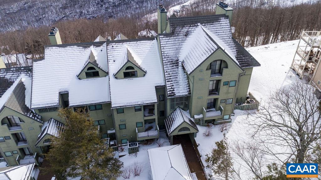 1702 HIGH RIDGE CONDOS, WINTERGREEN RESORT, Virginia 22967, 2 Bedrooms Bedrooms, ,2 BathroomsBathrooms,Residential,For sale,1702 HIGH RIDGE CONDOS,660262 MLS # 660262