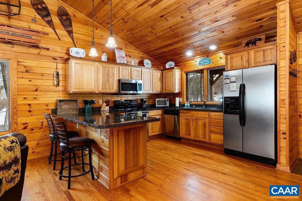 25 DEVILS BEND, WINTERGREEN RESORT, Virginia 22967, 3 Bedrooms Bedrooms, ,2 BathroomsBathrooms,Residential,For sale,25 DEVILS BEND,660266 MLS # 660266