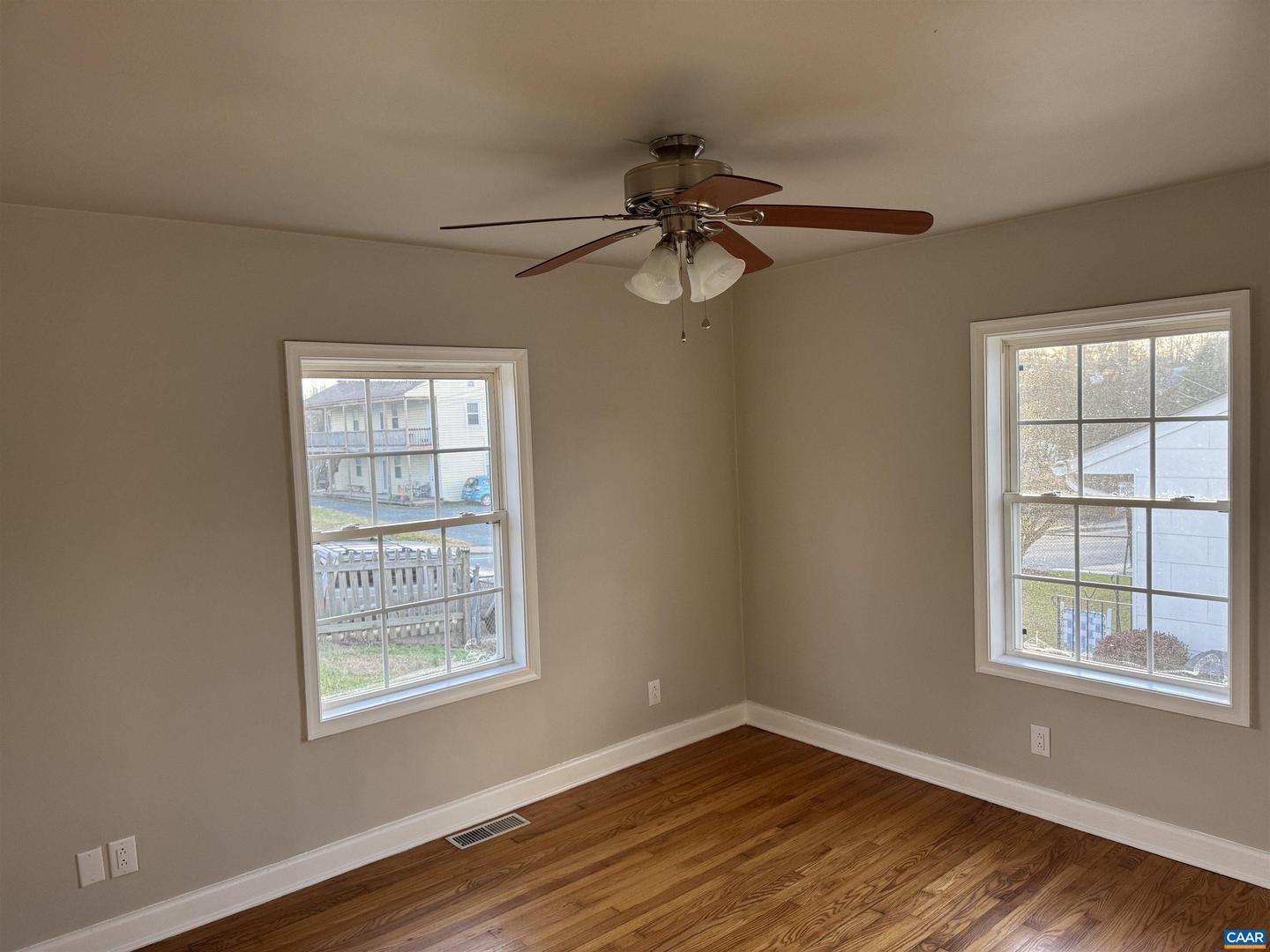 1015 CHERRY AVE, CHARLOTTESVILLE, Virginia 22903, 2 Bedrooms Bedrooms, ,1 BathroomBathrooms,Residential,For sale,1015 CHERRY AVE,660275 MLS # 660275