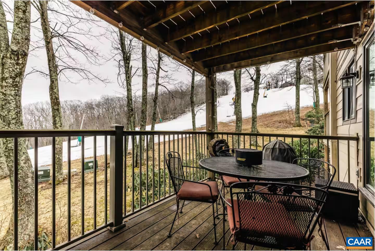 123 EAGLES CT CONDOS #123, WINTERGREEN RESORT, Virginia 22967, 2 Bedrooms Bedrooms, ,1 BathroomBathrooms,Residential,For sale,123 EAGLES CT CONDOS #123,660278 MLS # 660278