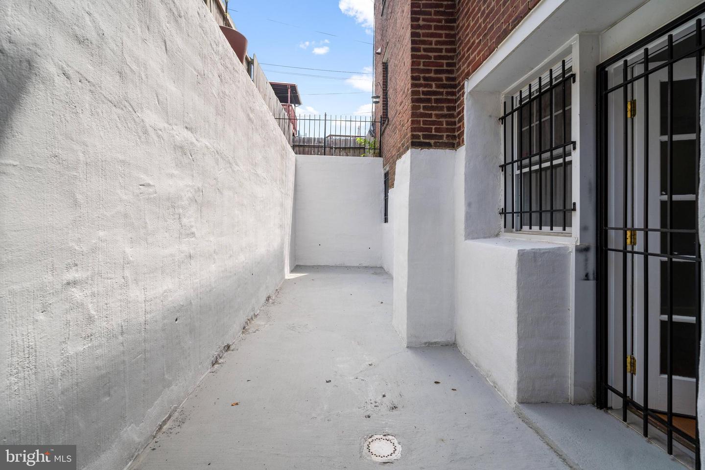 1929 1ST ST NW #T2, WASHINGTON, District Of Columbia 20001, 1 Bedroom Bedrooms, ,1 BathroomBathrooms,Residential,For sale,1929 1ST ST NW #T2,DCDC2145928 MLS # DCDC2145928