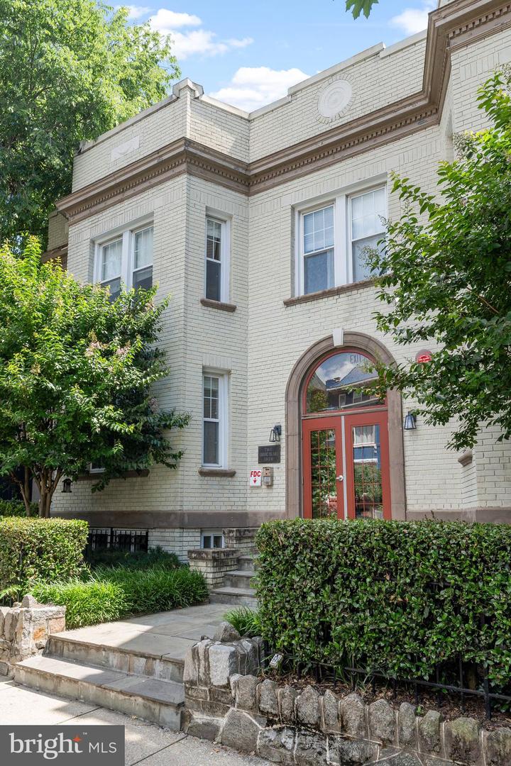 1929 1ST ST NW #T2, WASHINGTON, District Of Columbia 20001, 1 Bedroom Bedrooms, ,1 BathroomBathrooms,Residential,For sale,1929 1ST ST NW #T2,DCDC2145928 MLS # DCDC2145928