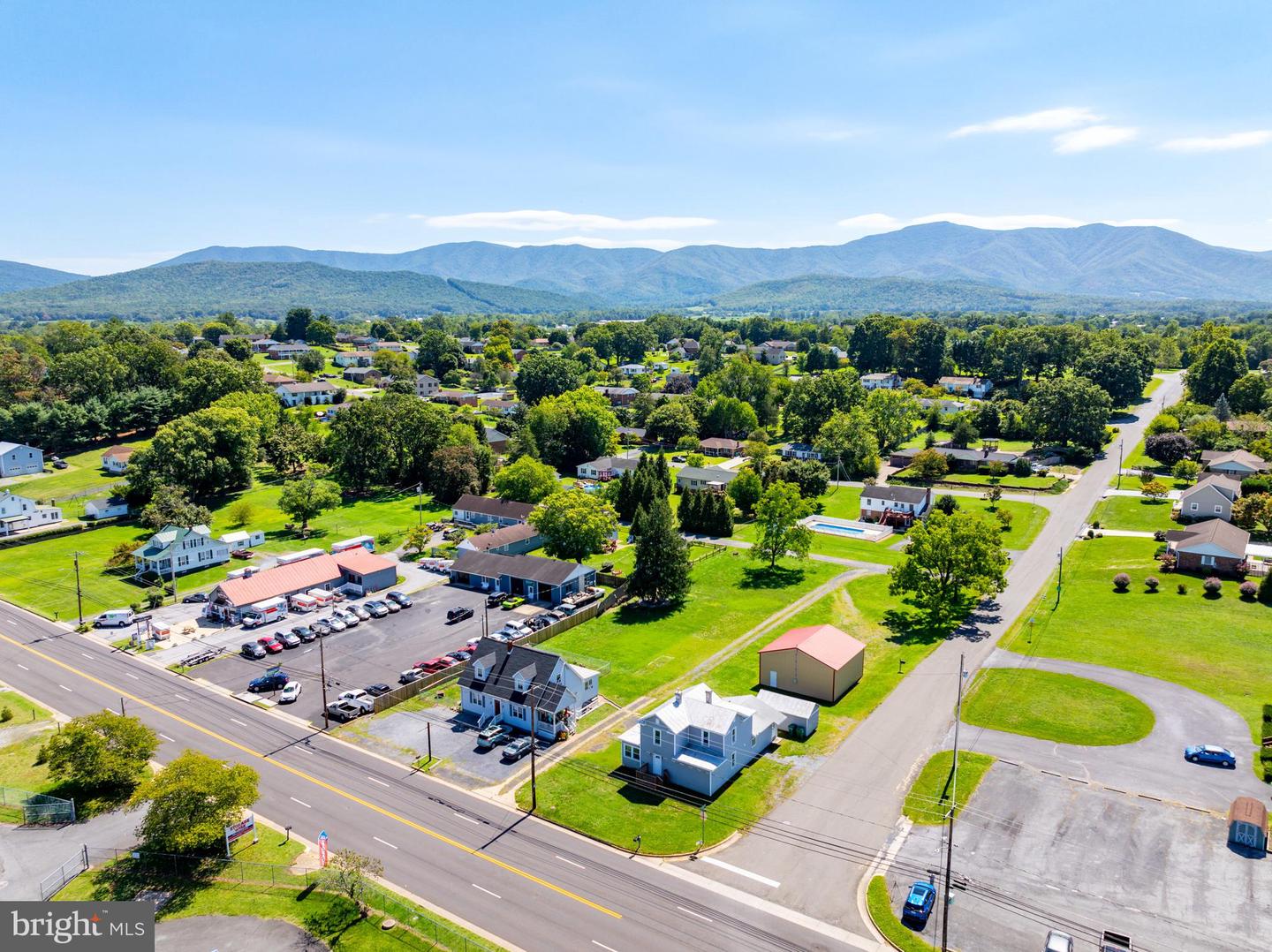 1218 E MAIN ST, LURAY, Virginia 22835, 4 Bedrooms Bedrooms, ,2 BathroomsBathrooms,Residential,For sale,1218 E MAIN ST,VAPA2003984 MLS # VAPA2003984