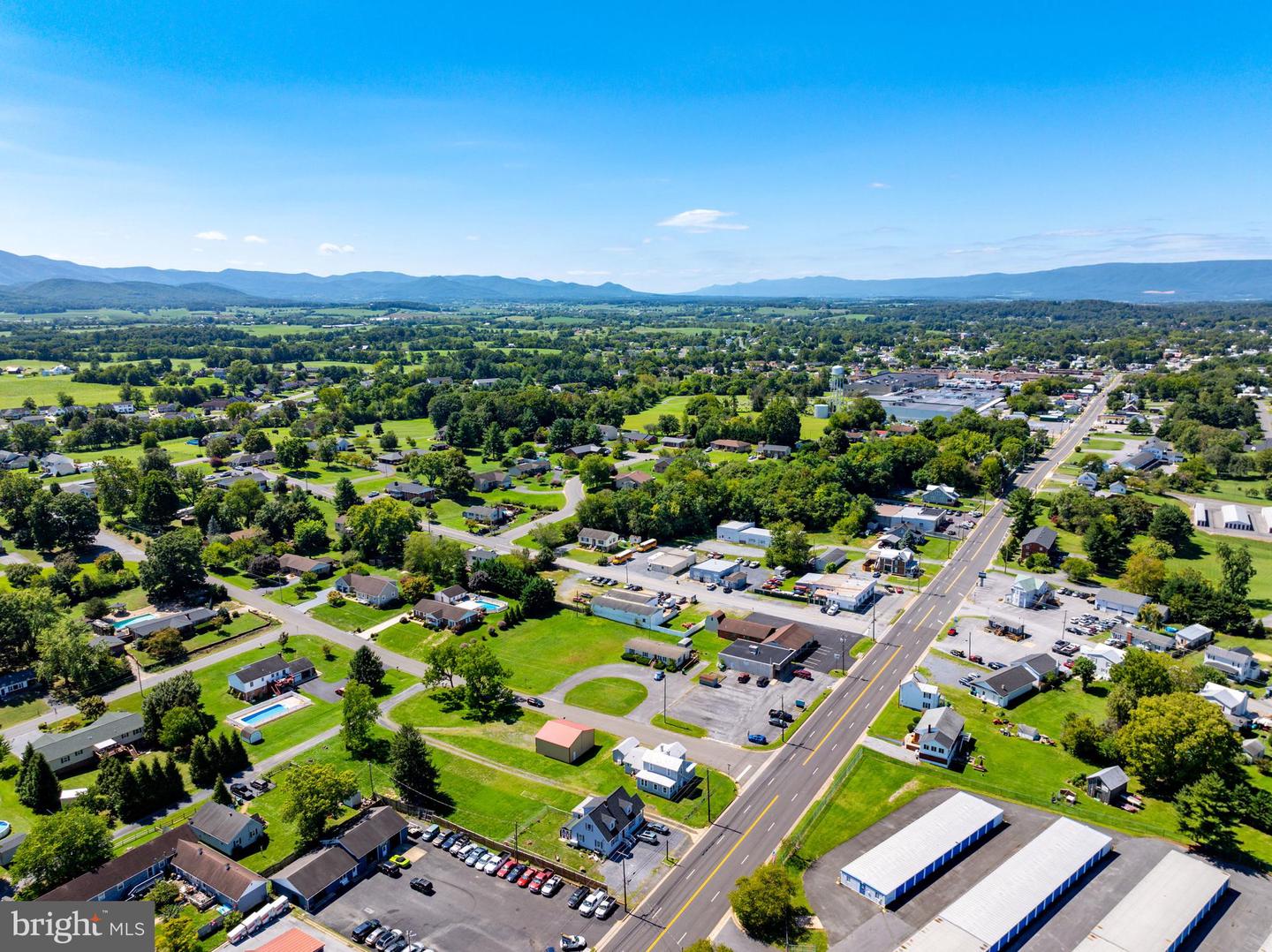 1218 E MAIN ST, LURAY, Virginia 22835, 4 Bedrooms Bedrooms, ,2 BathroomsBathrooms,Residential,For sale,1218 E MAIN ST,VAPA2003984 MLS # VAPA2003984