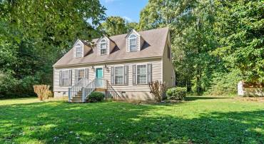 23724 KINGS HWY, WARSAW, Virginia 22572, 3 Bedrooms Bedrooms, 8 Rooms Rooms,3 BathroomsBathrooms,Residential,For sale,23724 KINGS HWY,VAWE2007474 MLS # VAWE2007474