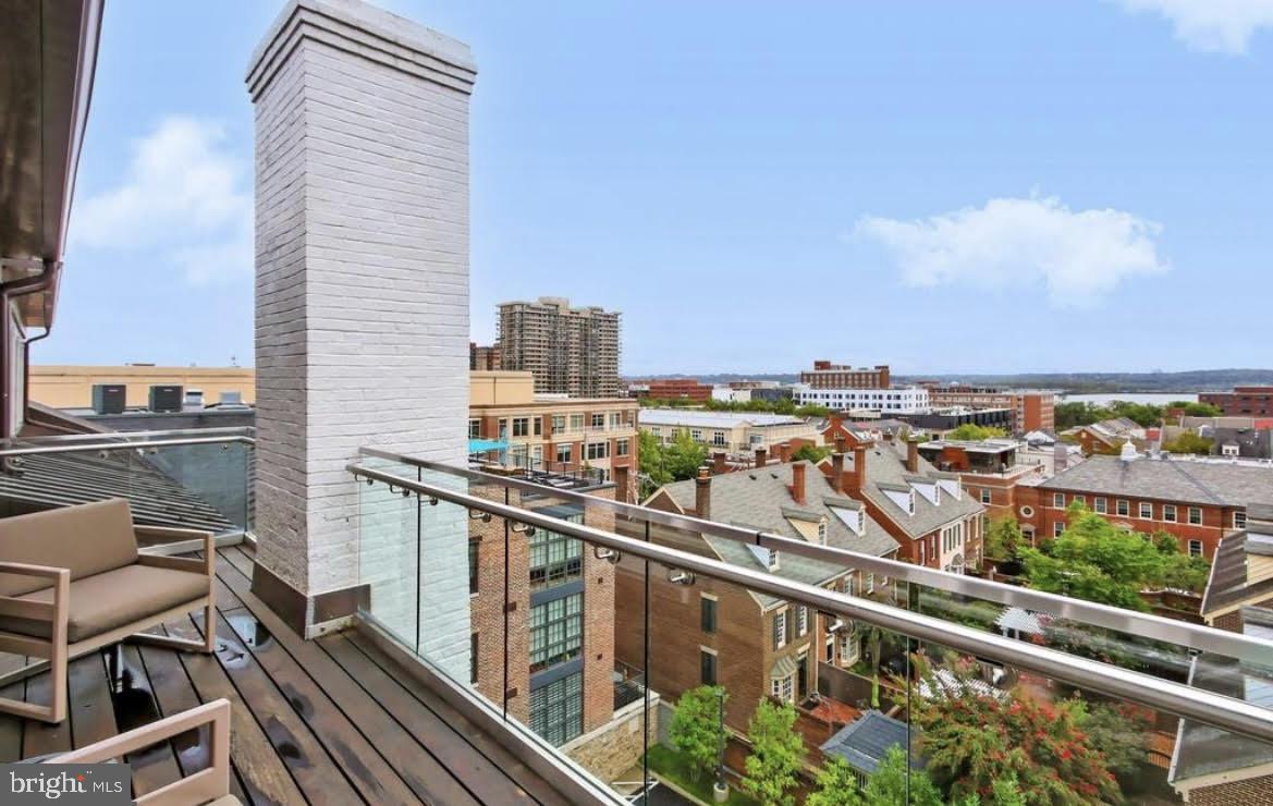 515 N WASHINGTON ST #103, ALEXANDRIA, Virginia 22314, ,1 BathroomBathrooms,Residential,For sale,515 N WASHINGTON ST #103,VAAX2038306 MLS # VAAX2038306